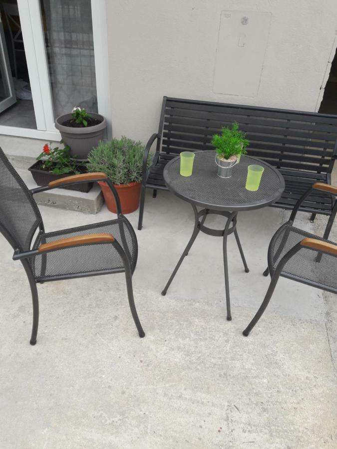 Appartamento Pauli Kaštela Esterno foto
