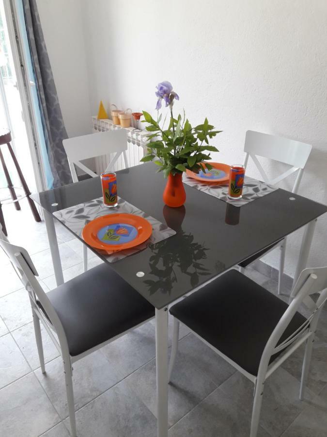 Appartamento Pauli Kaštela Esterno foto